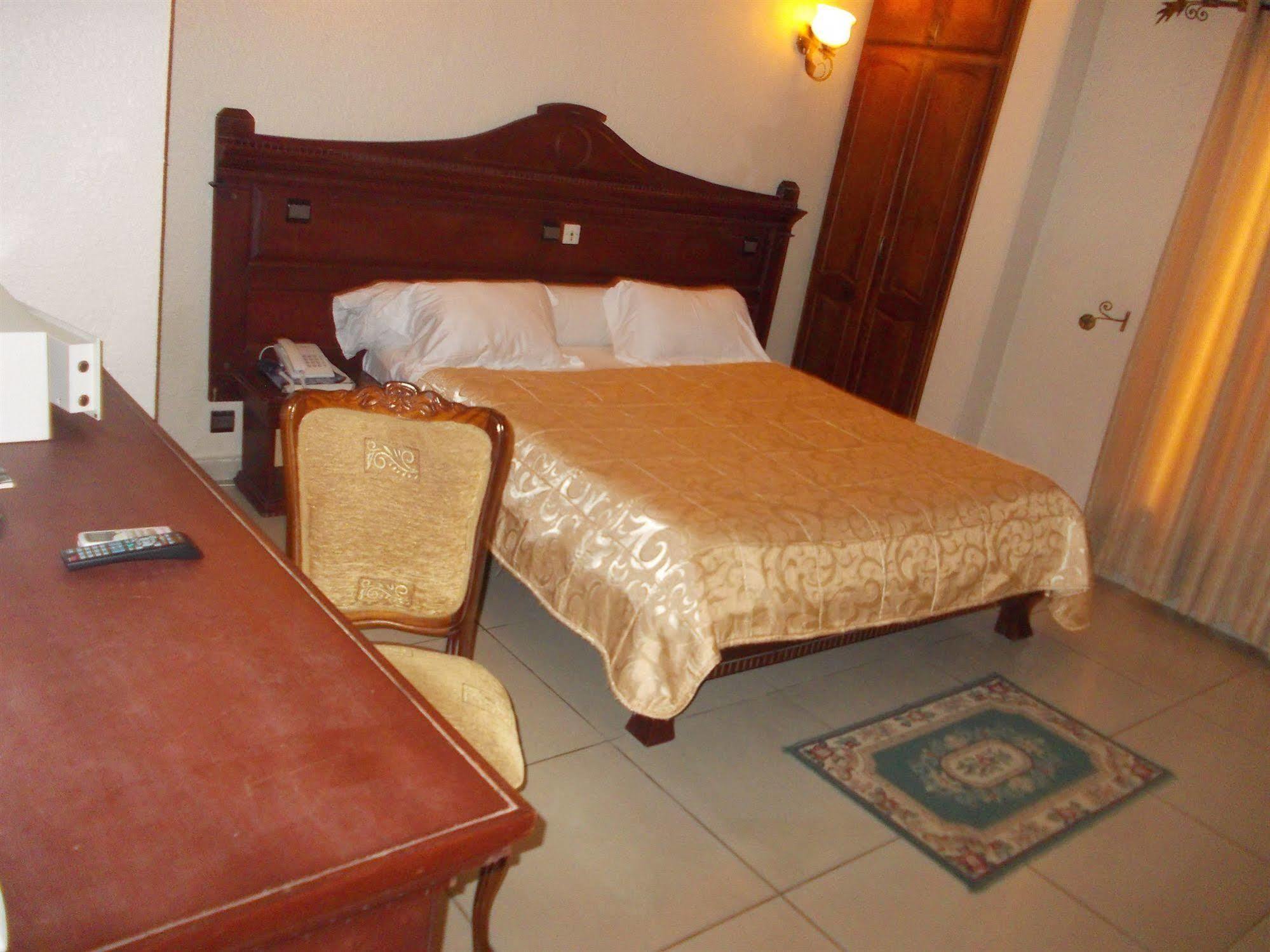 VallaE Des Princes Ha”Tel Douala Extérieur photo