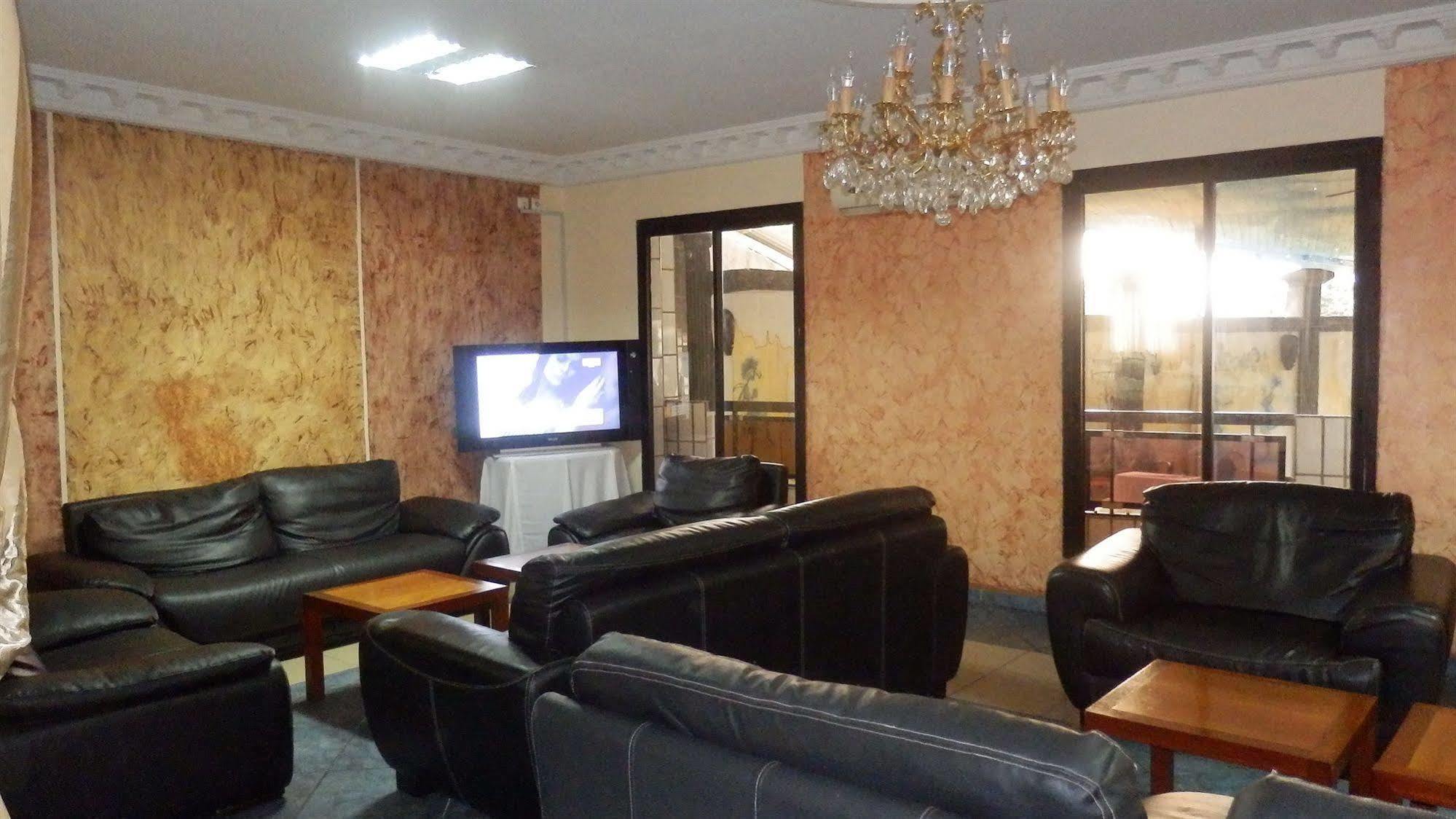 VallaE Des Princes Ha”Tel Douala Extérieur photo